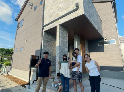 広々リビングがある住まい防音性に驚き！家族が集う